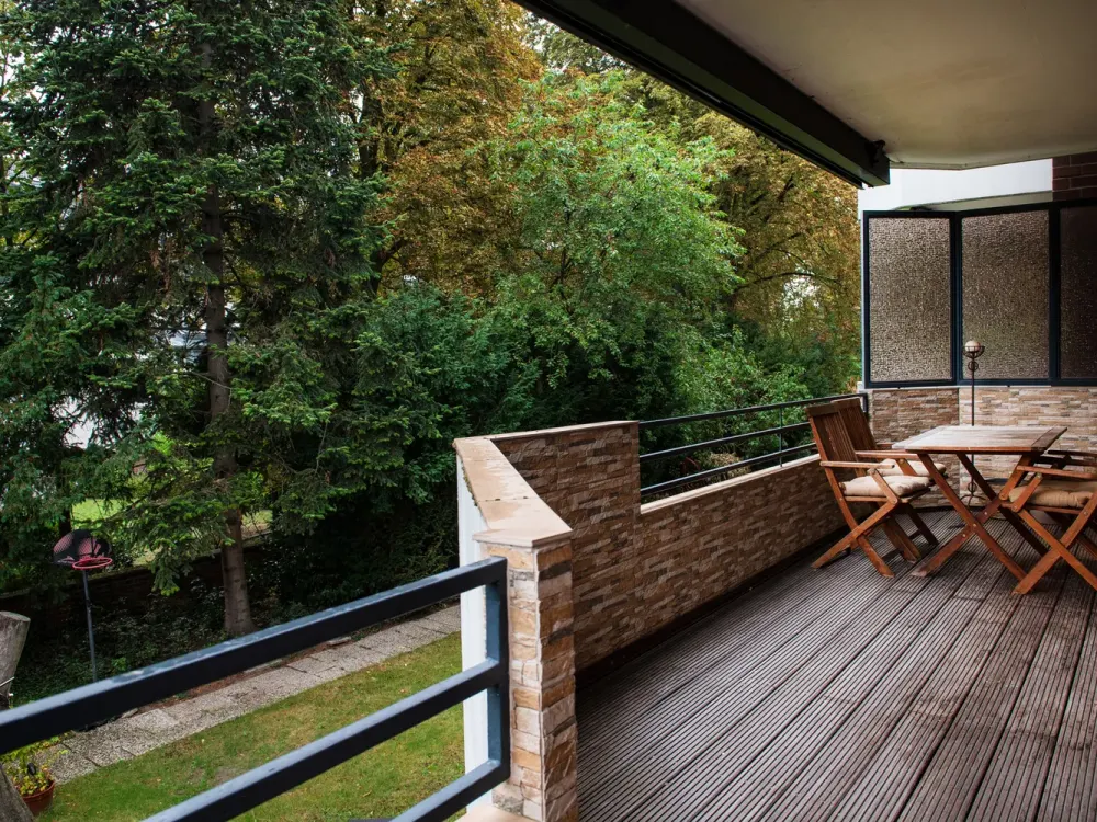 Alltagstaugliche 4-Zimmer-Wohnung mit Balkon in Düsseldorf-Golzheim