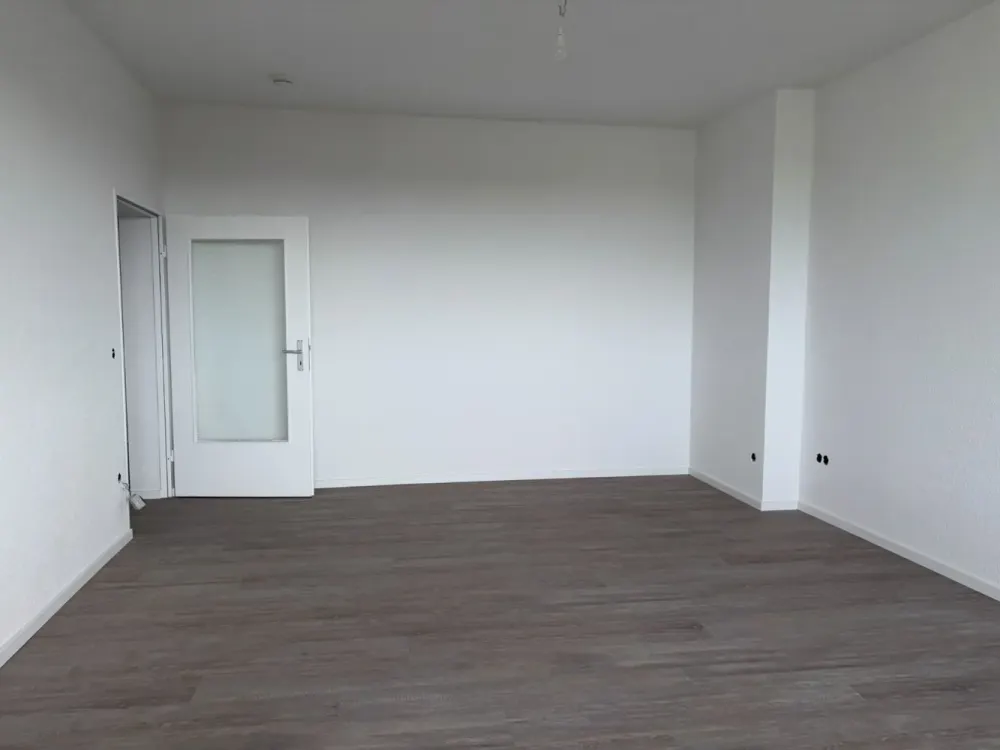 Süßes Single-Apartment mit Aufzug und Balkon!