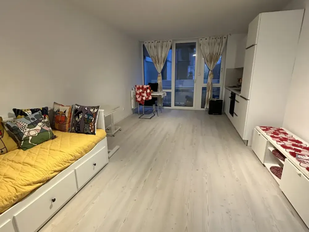 KERNSANIERTE EINZIMMERWOHNUNG MIT HOCHWERTIGEM BAD & KÜCHE IN BOGENHAUSEN