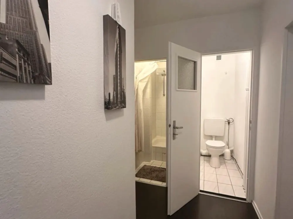 Möbiliertes Zimmer in zentraler Lage
