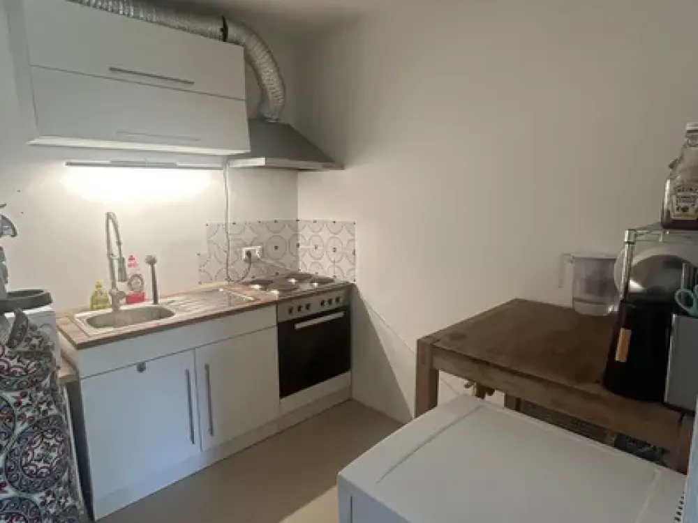 Praktische 1-Zimmer-Wohnung mit Balkon in München-Moosach