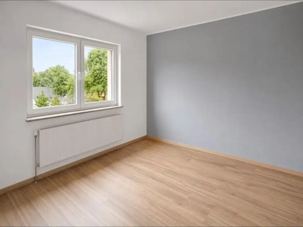 Großzügige 3 Zimmer Wohnung mit Balkon!