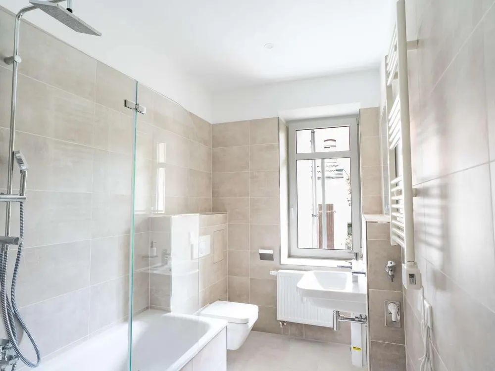 1. Monat Kaltmietfrei! Hochwertig sanierte 2,5-Raum-Wohnung