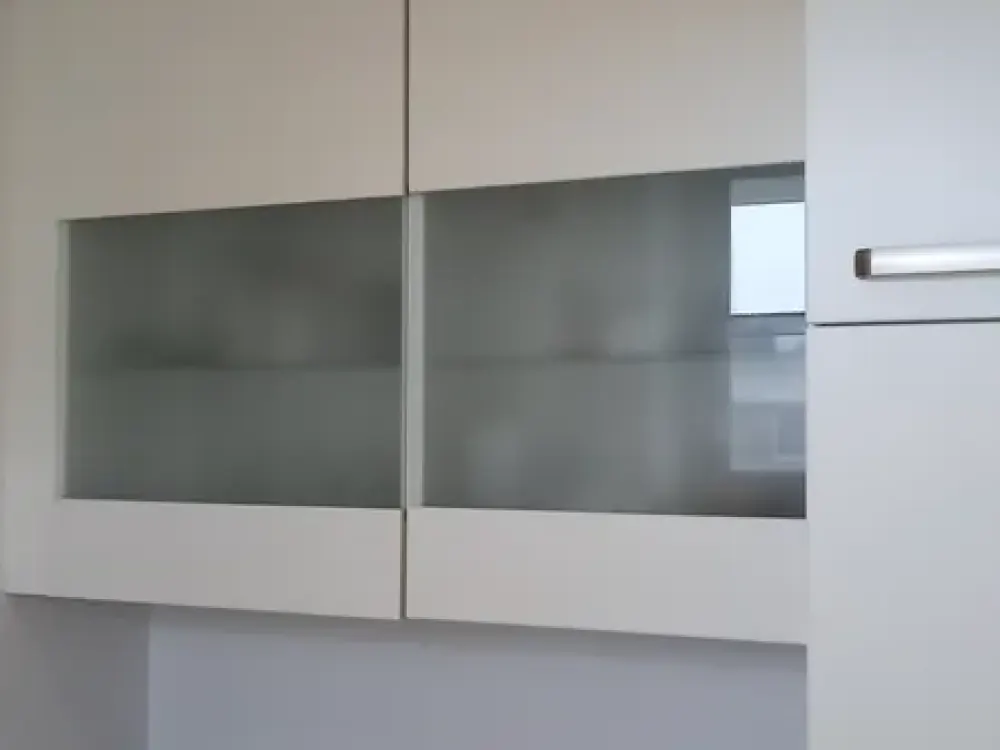 Bright 2-Room Apartment with Large South-Facing Balcony, Very Quiet, 3 Minutes to the Subway