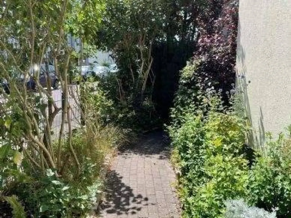 Close to the city: Neustadt/ Huckelriede, 2.5 room apartment + balcony, ideal for singles