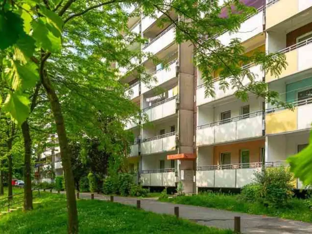 Family-friendly 3-room apartment with balcony (WBS)!