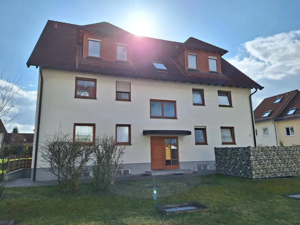 Available Immediately! 2-Room Attic Apartment in Well-Maintained Multi-Family House