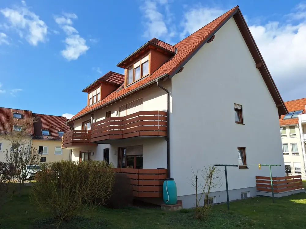 Available Immediately! 2-Room Attic Apartment in Well-Maintained Multi-Family House