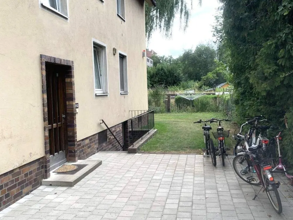 Liebevoll renovierte 3-Zimmer-Wohnung mit großem Balkon