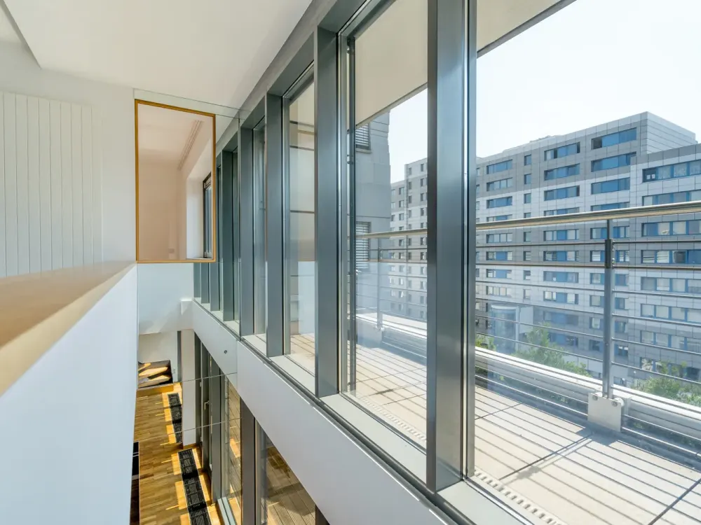 Einmalige Maisonette-Wohnung, Sauna & TG-Stellplatz am Gendarmenmarkt