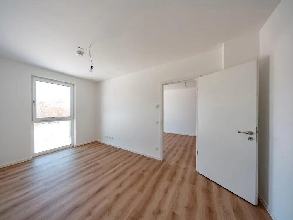 Schickes Dachgeschoss im Erstbezug mit Fußbodenheizung / WBS 220