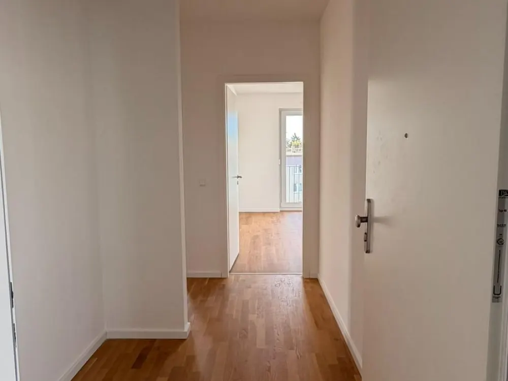 Großzügige 4-Zimmer-Wohnung mit 2 Bädern und sonniger Terrasse