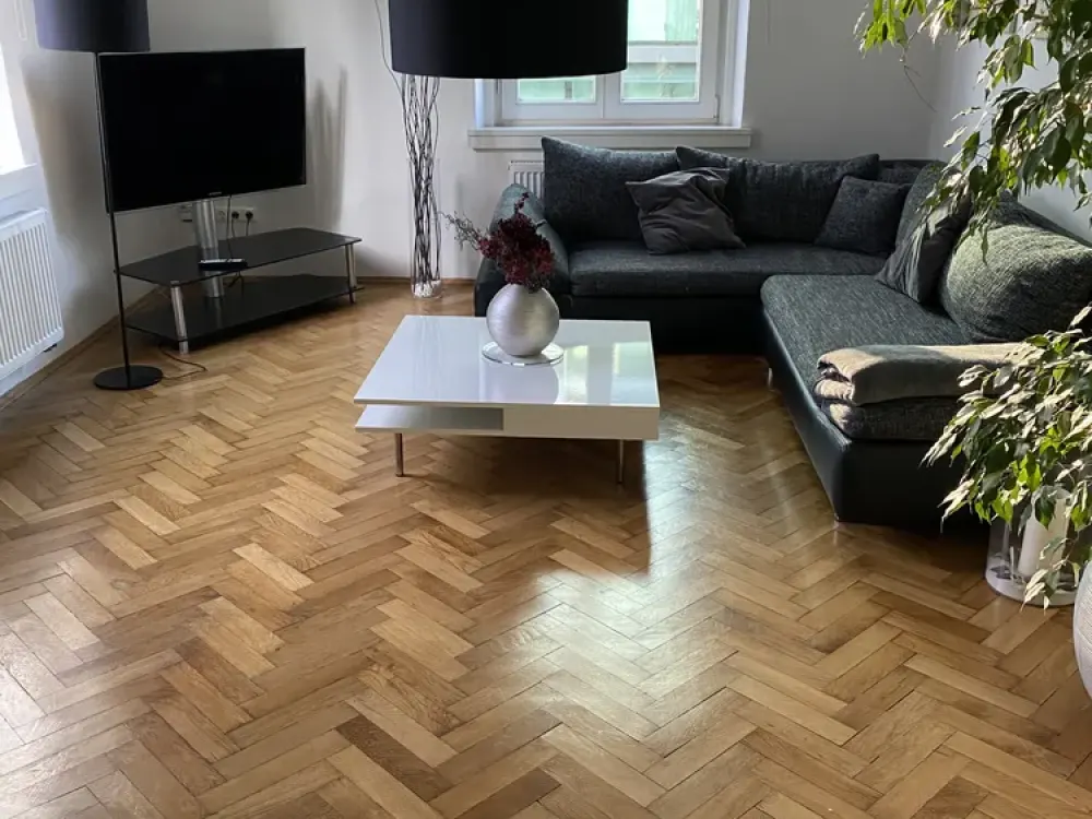 Top-Lage Bijou in Schwabing - provisionsfrei, möbliert, direkt am Engl. Garten/bei Allianz