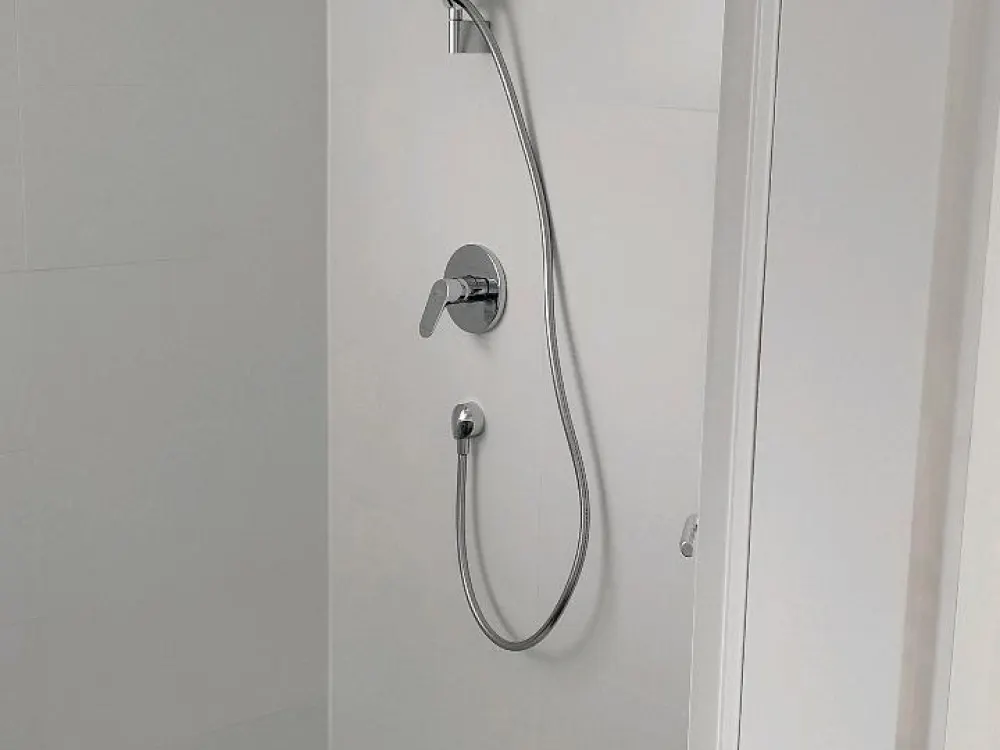 Modernisierte 3.5-Zi.-Wohnung mit Balkon & TG in Stuttgart