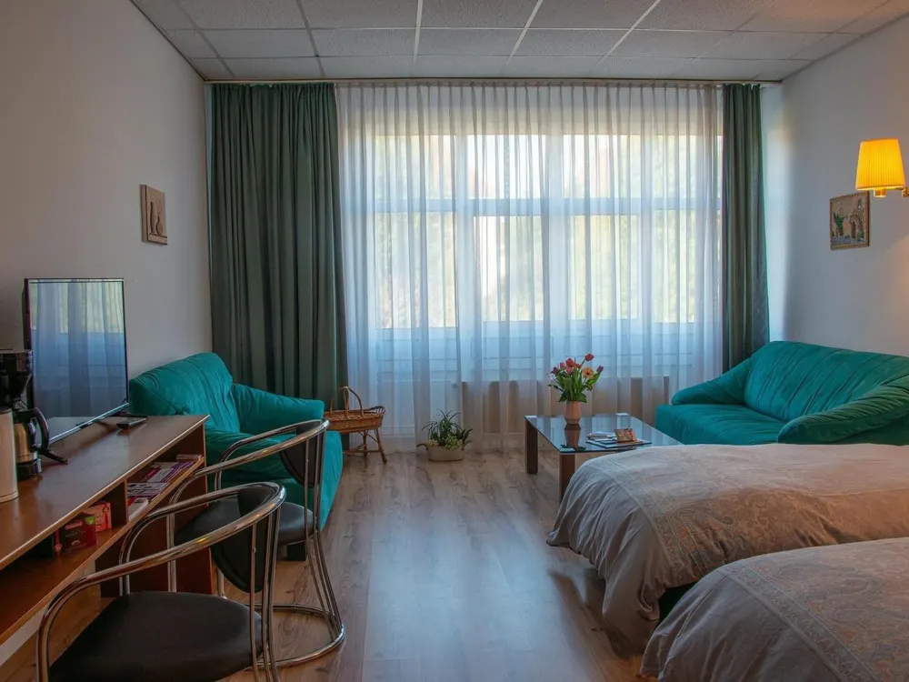 TOP 1R=34m², 2R= 7m², 3 R= 114m² möbilierte Appartements, auch für Kurzzeit vermietbar