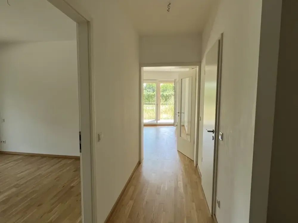 Charmante 2-Zimmerwohnung mit Einbauküche und großer Terrasse am Mauerpark