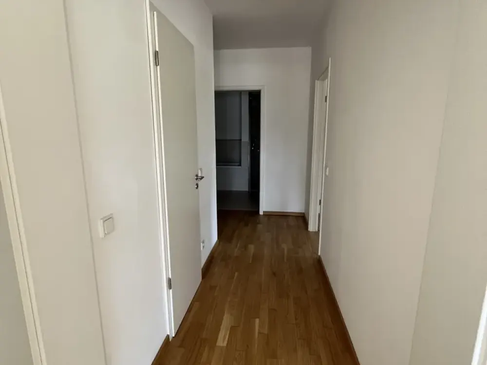 Charmante 2-Zimmerwohnung mit Einbauküche und großer Terrasse am Mauerpark
