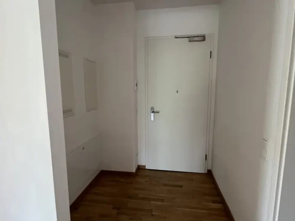 Charmante 2-Zimmerwohnung mit Einbauküche und großer Terrasse am Mauerpark