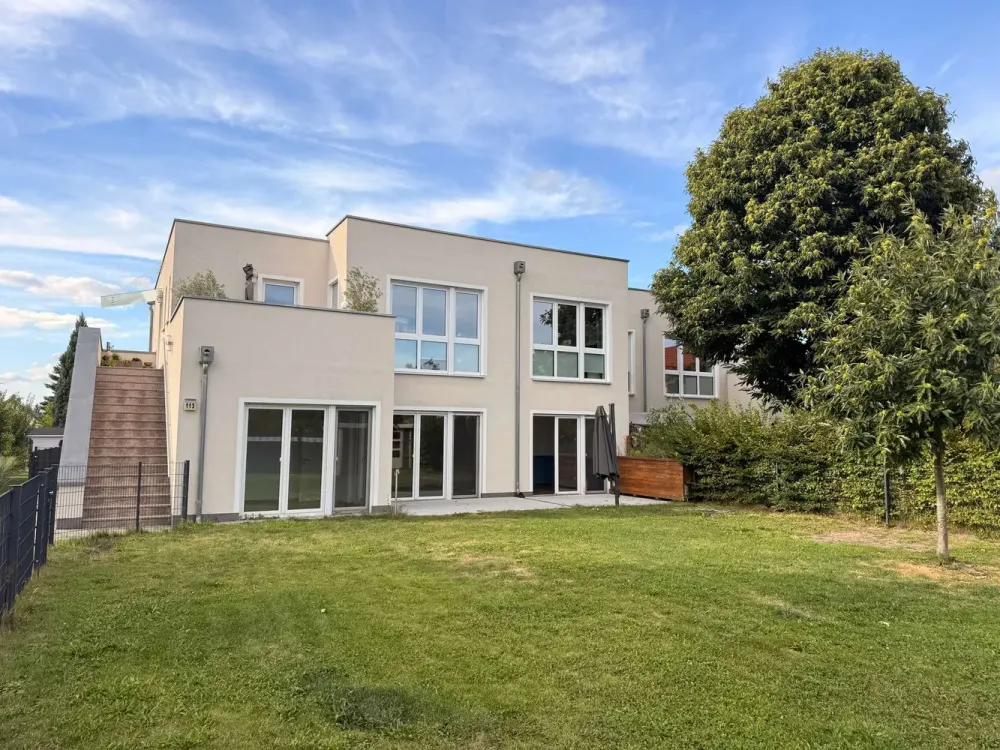 Für Sonnenanbeter und Gartenliebhaber - Sonnige Erdgeschosswohnung