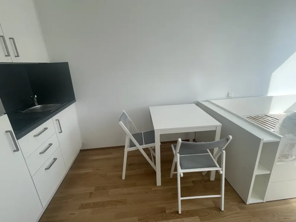 Erstklassiges, vollmöbliertes 1-Zimmerapartment im Herzen von Berlin-Adlershof