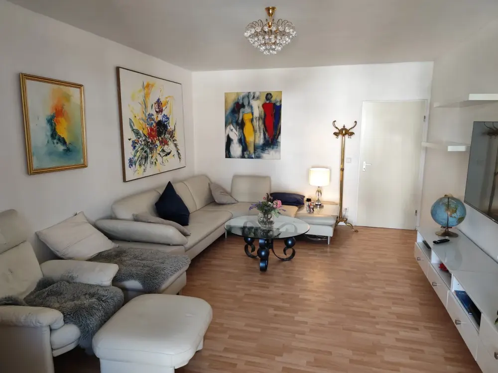 Nachmieter gesucht City 2 Zimmer in Düsseldorf-Bilk telefonisch 0171/7743143