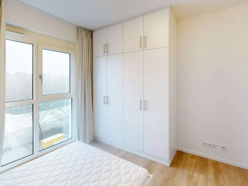 Modernes Studio-Apartment mit stilvoller Möblierung