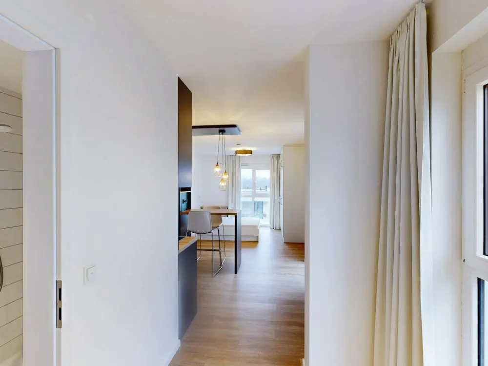 Modernes Studio-Apartment mit stilvoller Möblierung