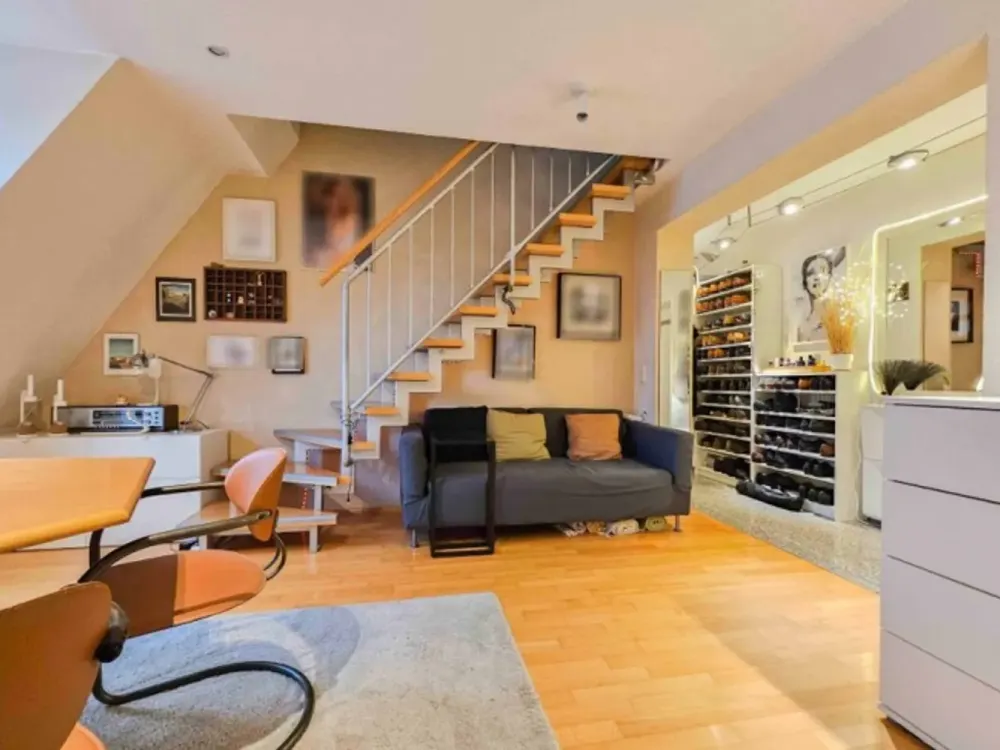 Stilvolle Maisonette in Bornheim: 3 Zimmer, Einbauküche