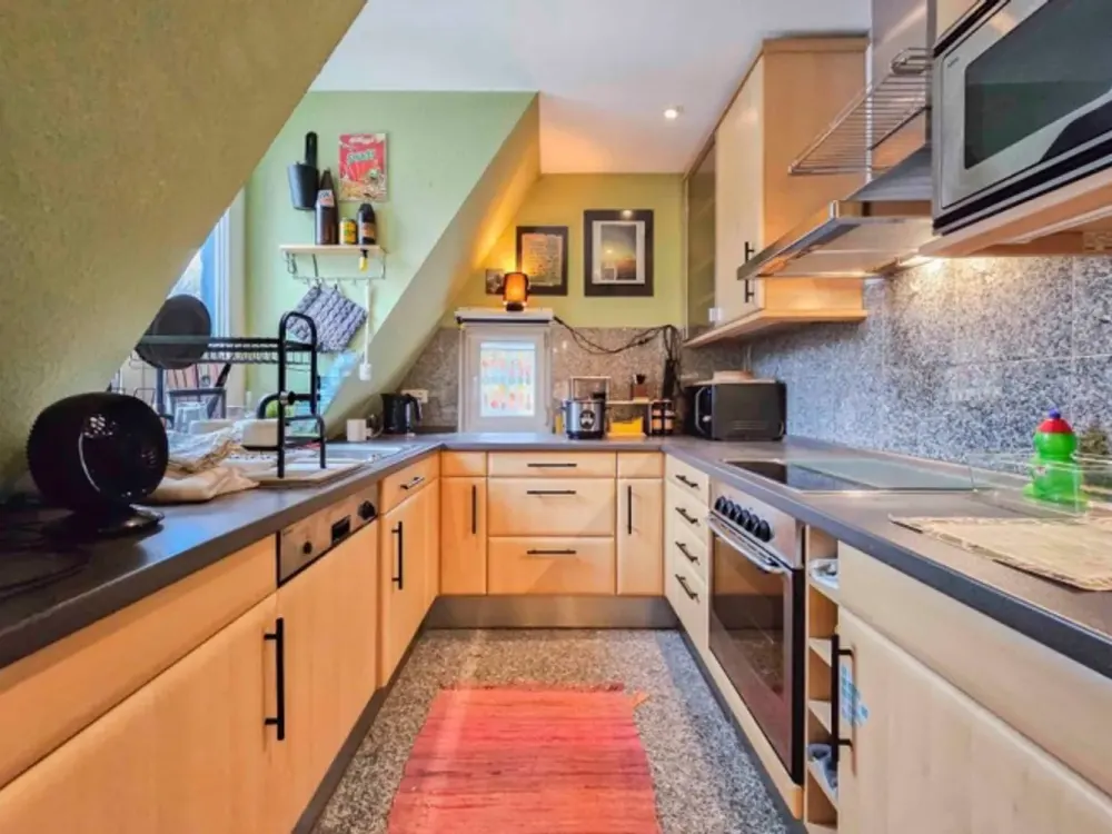 Stilvolle Maisonette in Bornheim: 3 Zimmer, Einbauküche