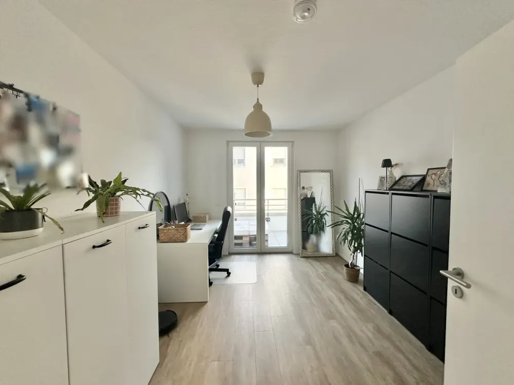 LUISENGARTEN * moderne 4-Zimmerwohnung OG * 2 Balkone * Fußbodenheizung mit Kühlfunktion