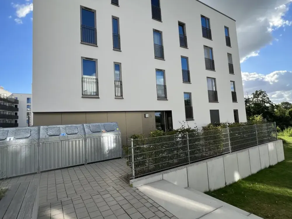 Moderne 3-Zimmerwohnung mit Dachterrasse im ruhigen Bergedorf