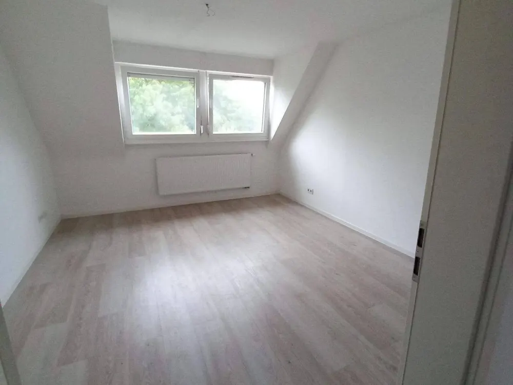 2 Room Apartment with Kitchen and Bathroom in Jägersfreude