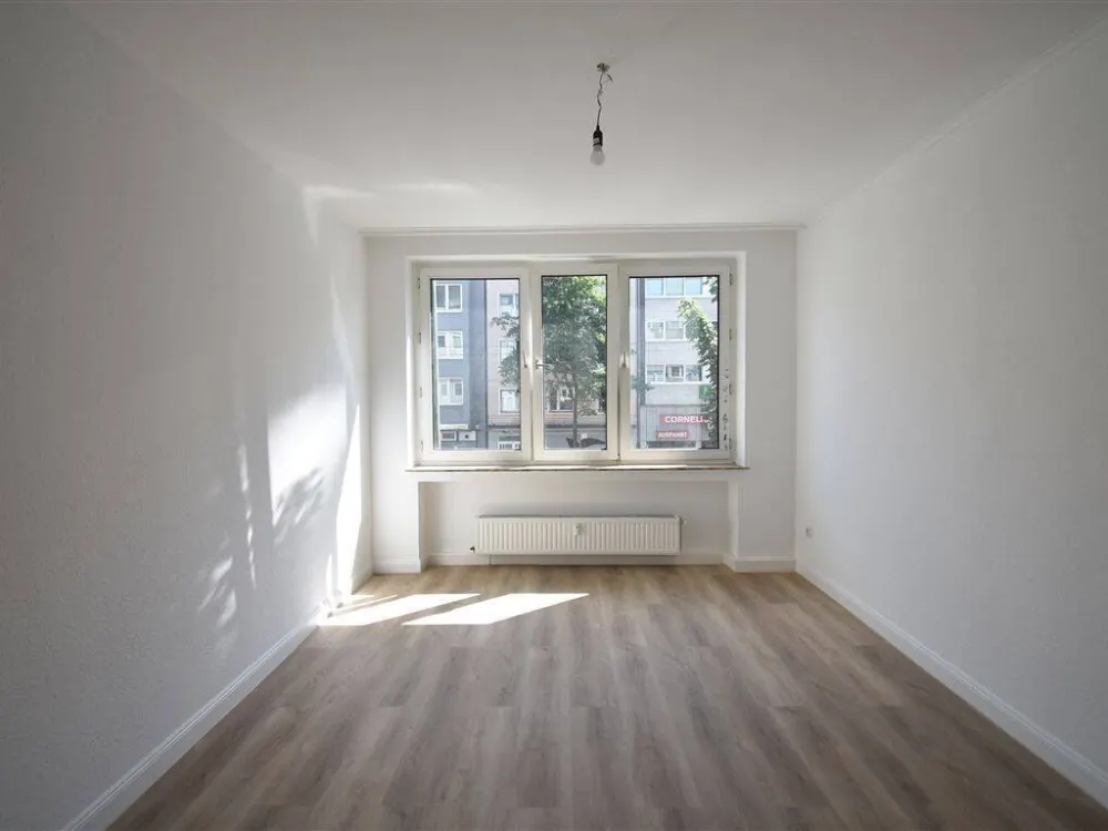 Frisch renoviert! 2-Zimmer-Wohnung mit Balkon