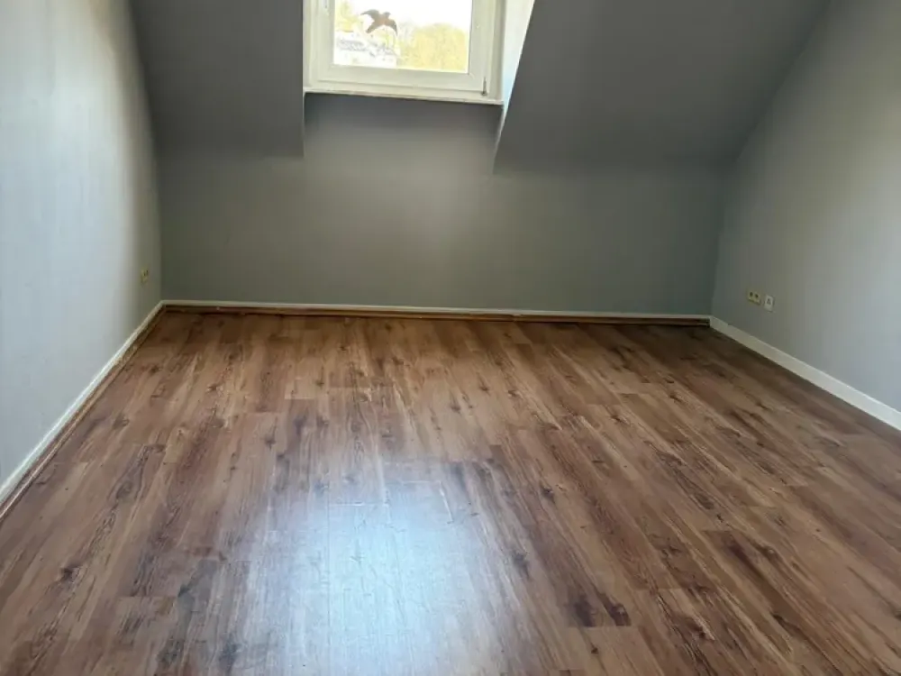 Helle 2-Zimmer-Dachgeschosswohnung in zentraler Lage von Hagen