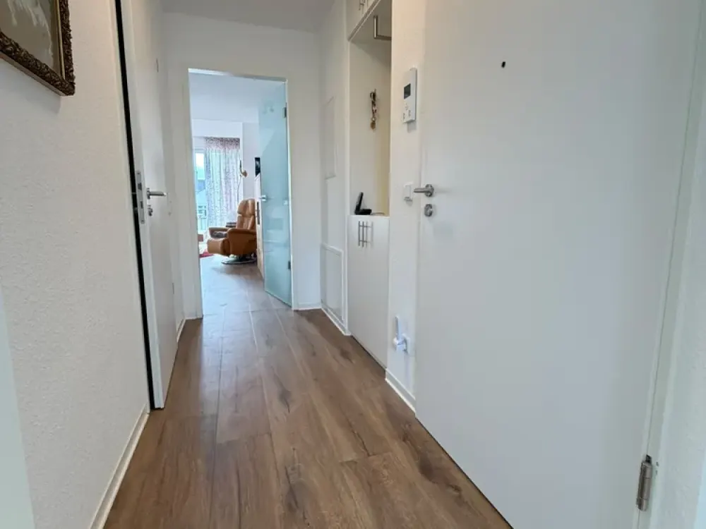 Ausgezeichnete Lage in Schlebusch - 2 Zimmerwohnung mit Balkon und Aufzug