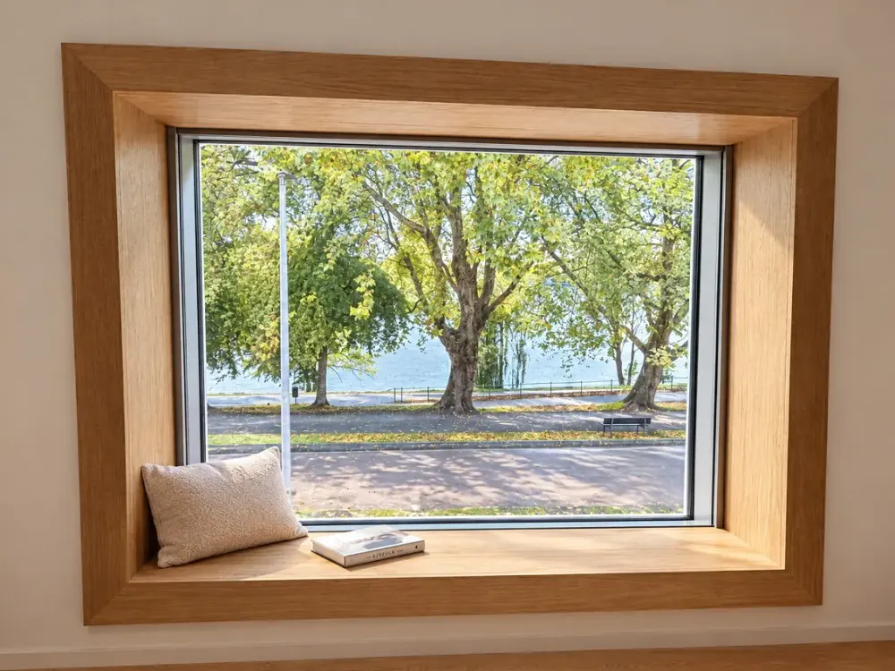 Aasee-Blick in Bestlage: Neubau-2-Zimmer-Wohnung mit 2 Bädern, Loggia und Einbauküche