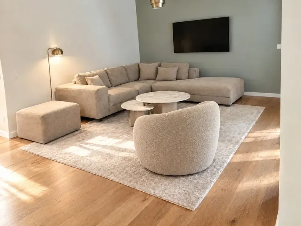 Aasee-Blick in Bestlage: Neubau-2-Zimmer-Wohnung mit 2 Bädern, Loggia und Einbauküche