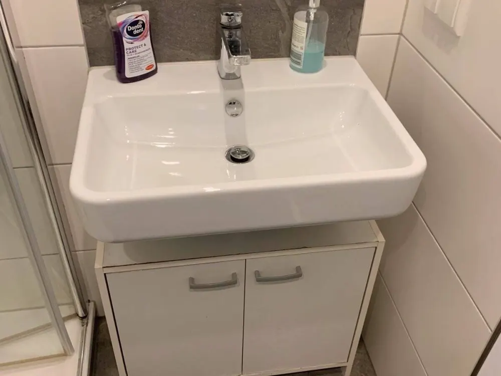 Apartment frisch saniert und möbliert alles inklusive