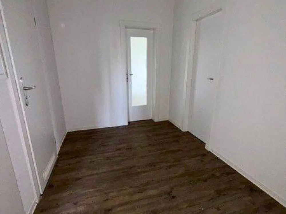 Sofortbezug in sanierte Wohnung möglich!