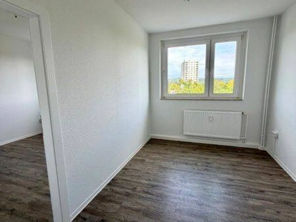 Sofortbezug in sanierte Wohnung möglich!