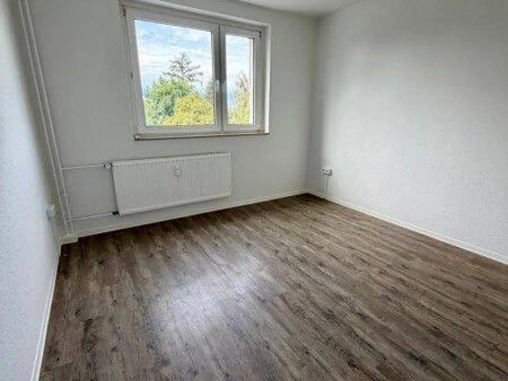 Sofortbezug in sanierte Wohnung möglich!