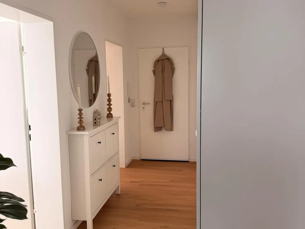 Nachmieter gesucht - helle 2-Zimmer-Dachgeschosswohnung + Balkon