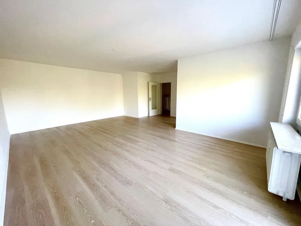 2-Zimmer Wohnung mit Blick auf den Rennbahnpark