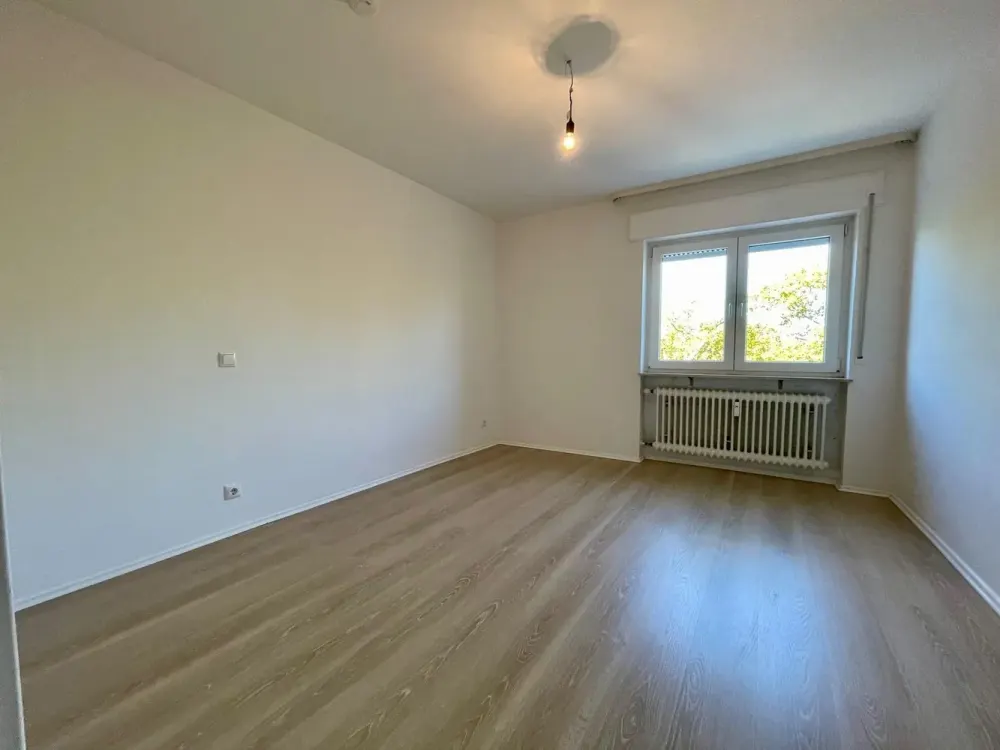 2-Zimmer Wohnung mit Blick auf den Rennbahnpark