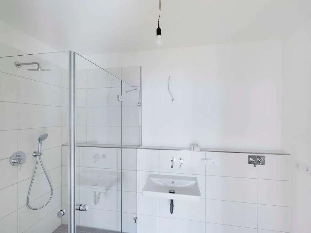 Mietrabatt - Unmöbliert 2-Zimmer-Wohnung im "Embassy" - Mitte