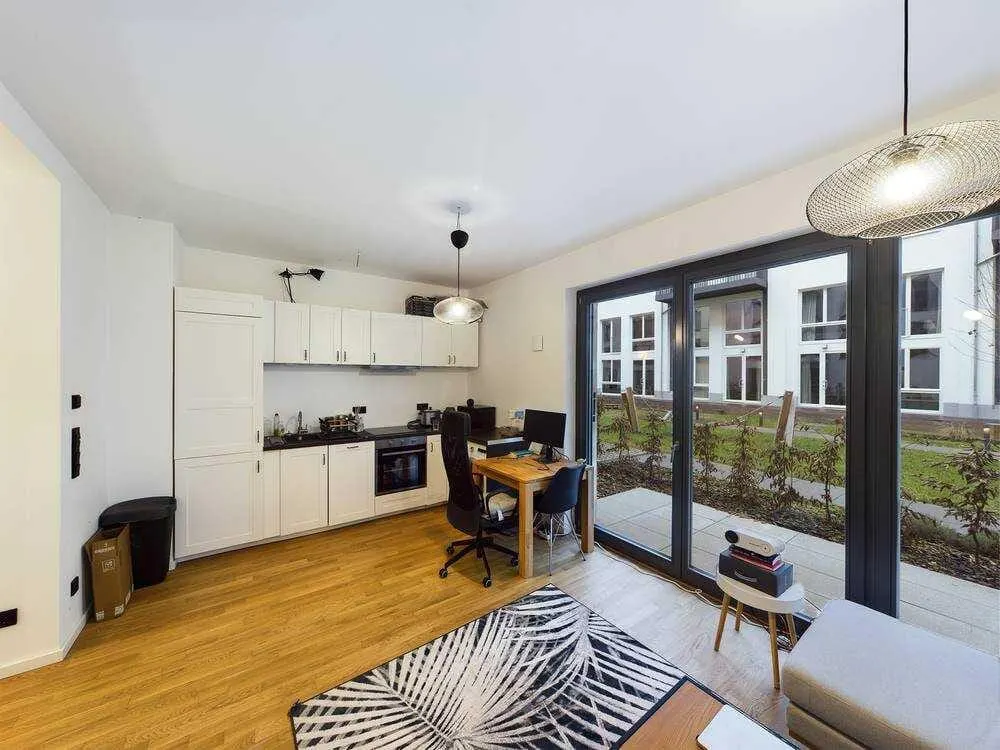 Mietrabatt - Unmöbliert 2-Zimmer-Wohnung im "Embassy" - Mitte