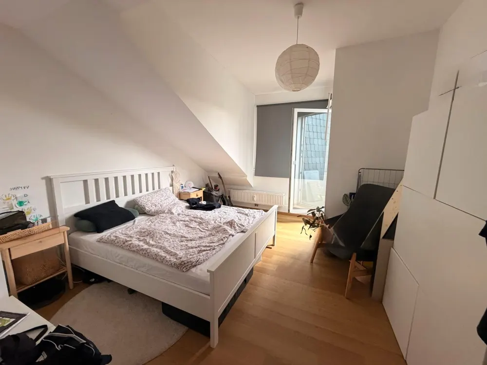 Sonnige 3 Zi Wg, Küche, Balkon, DG
