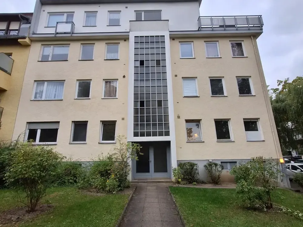 Ruhiglage Lankwitz, komplett renoviert, sofort bezugsfrei