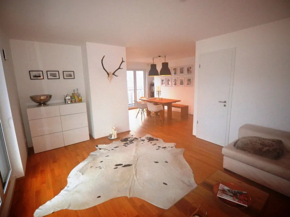 Gepflegt und großzügig: helle Dachgeschoss-Maisonette in Trudering