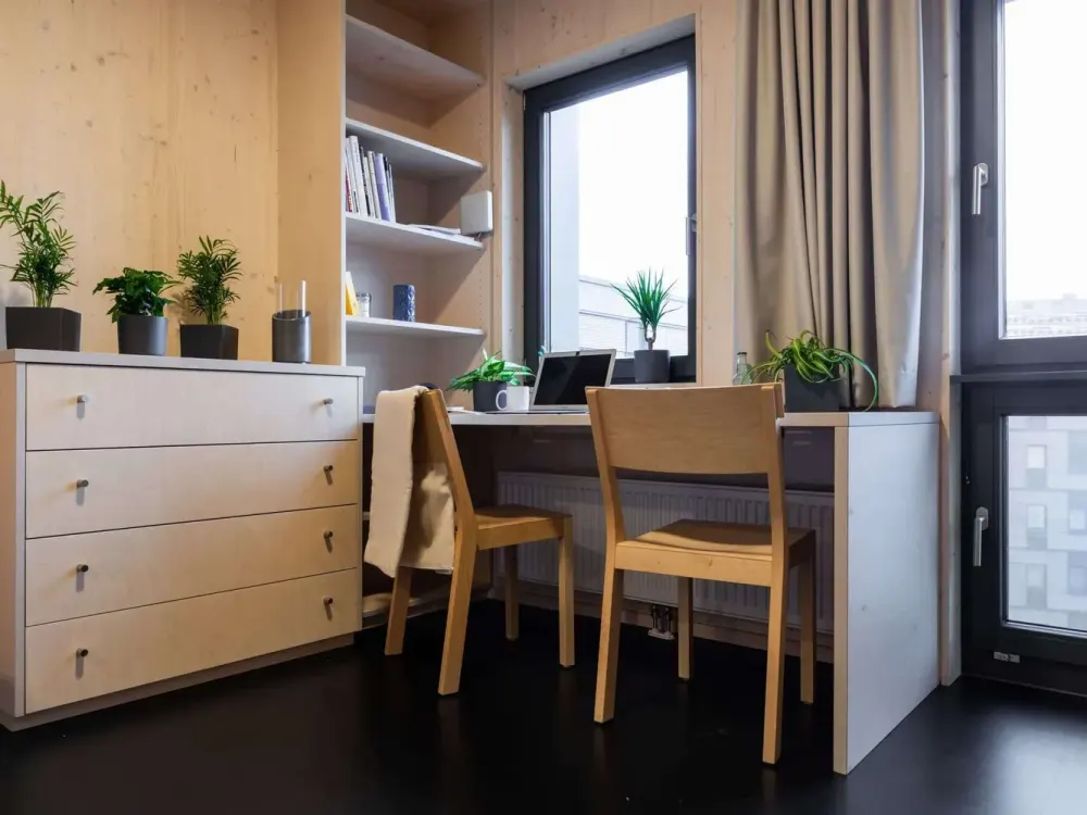 DIE ZIMMEREI | Möbliertes all-inclusive Apartment in S-Bahn Nähe | Bigger Bude